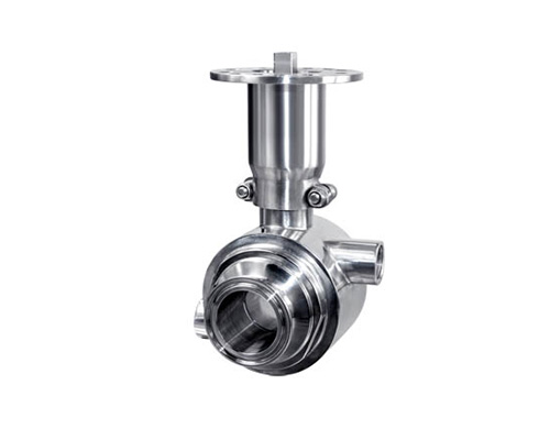 Ball valve with thermal insulation jacket