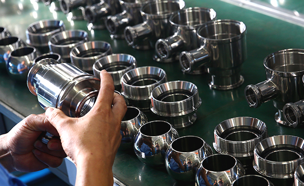 The working principle and main features of the sanitary three-piece butterfly valve
